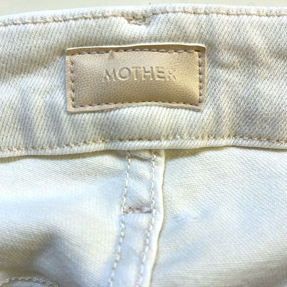 Mother Denim High Waisted Looker Ankle Fray in cream Second Chance 28 - Picture 5 of 7